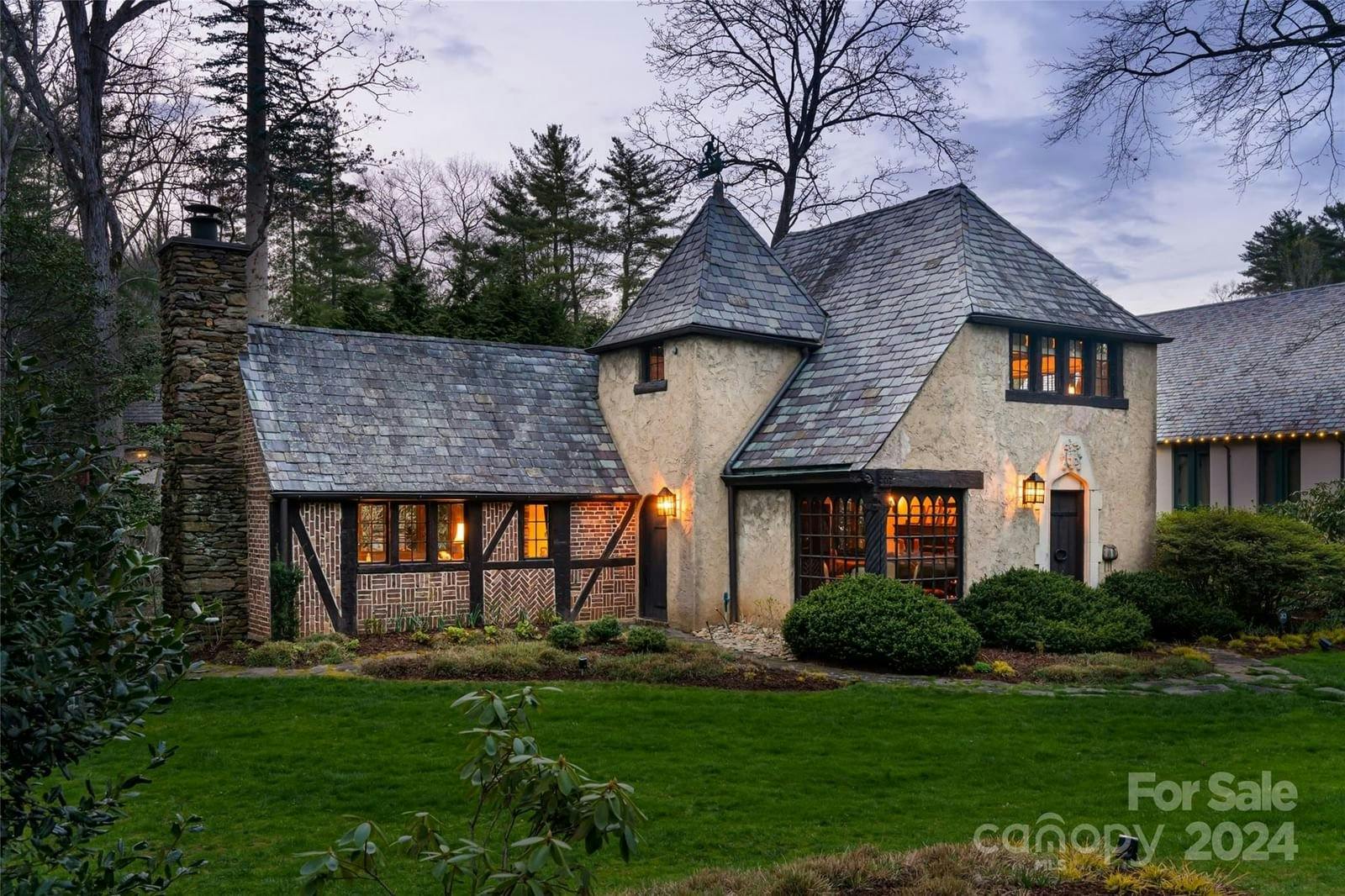 365 Vanderbilt Road | Biltmore Forest