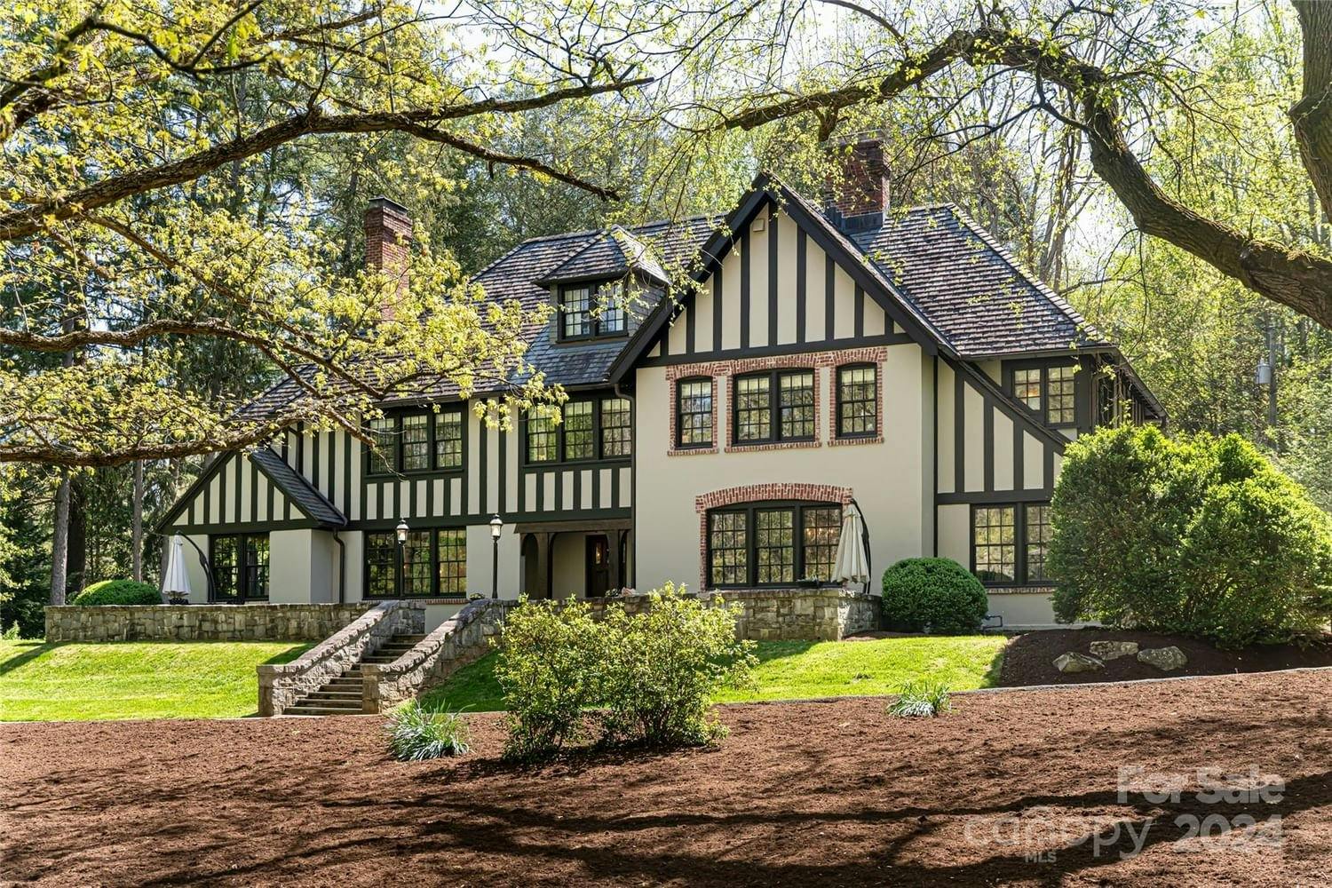 30 Cedarcliff Road | Biltmore Forest