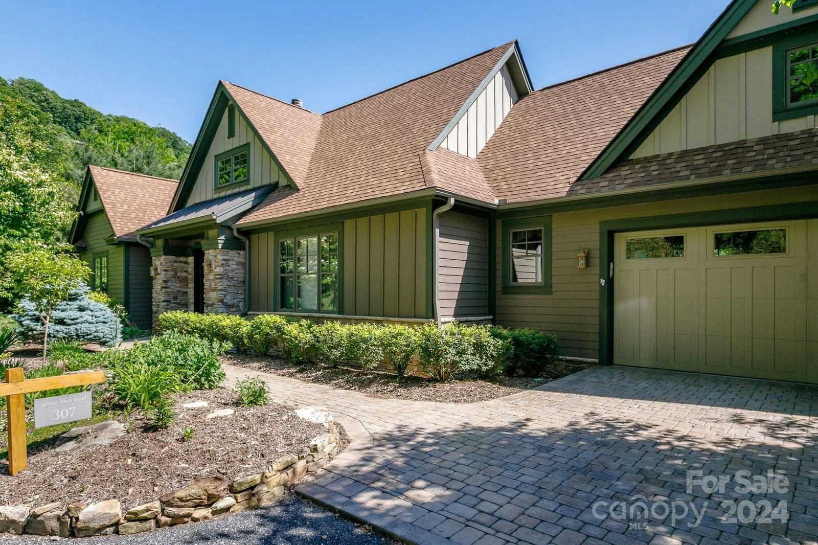 307 Spring Rock Road | Mountain Air